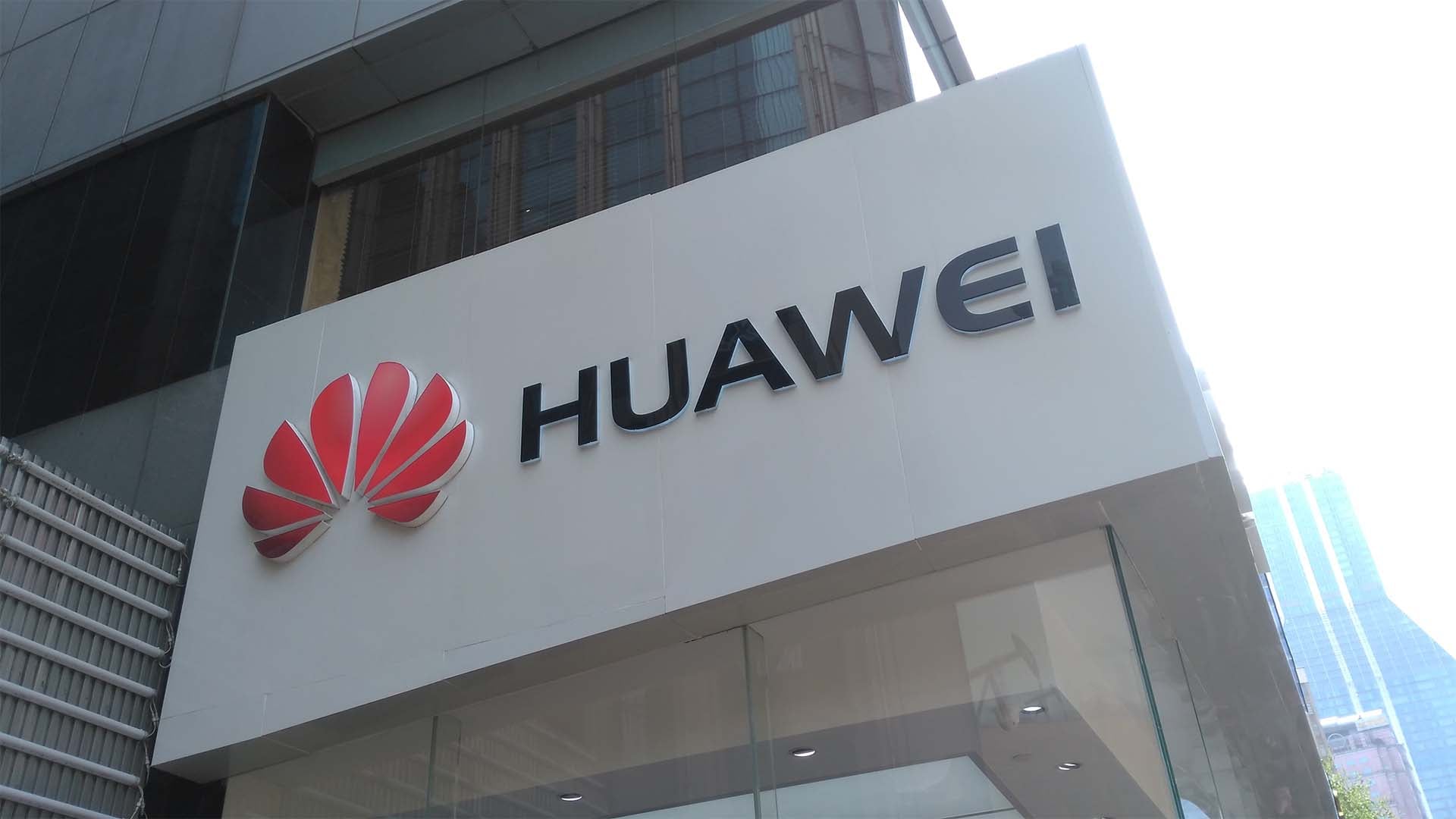 Featured image for Huawei Claims Superior AI Chip Efficiency Amid China's Tech Race