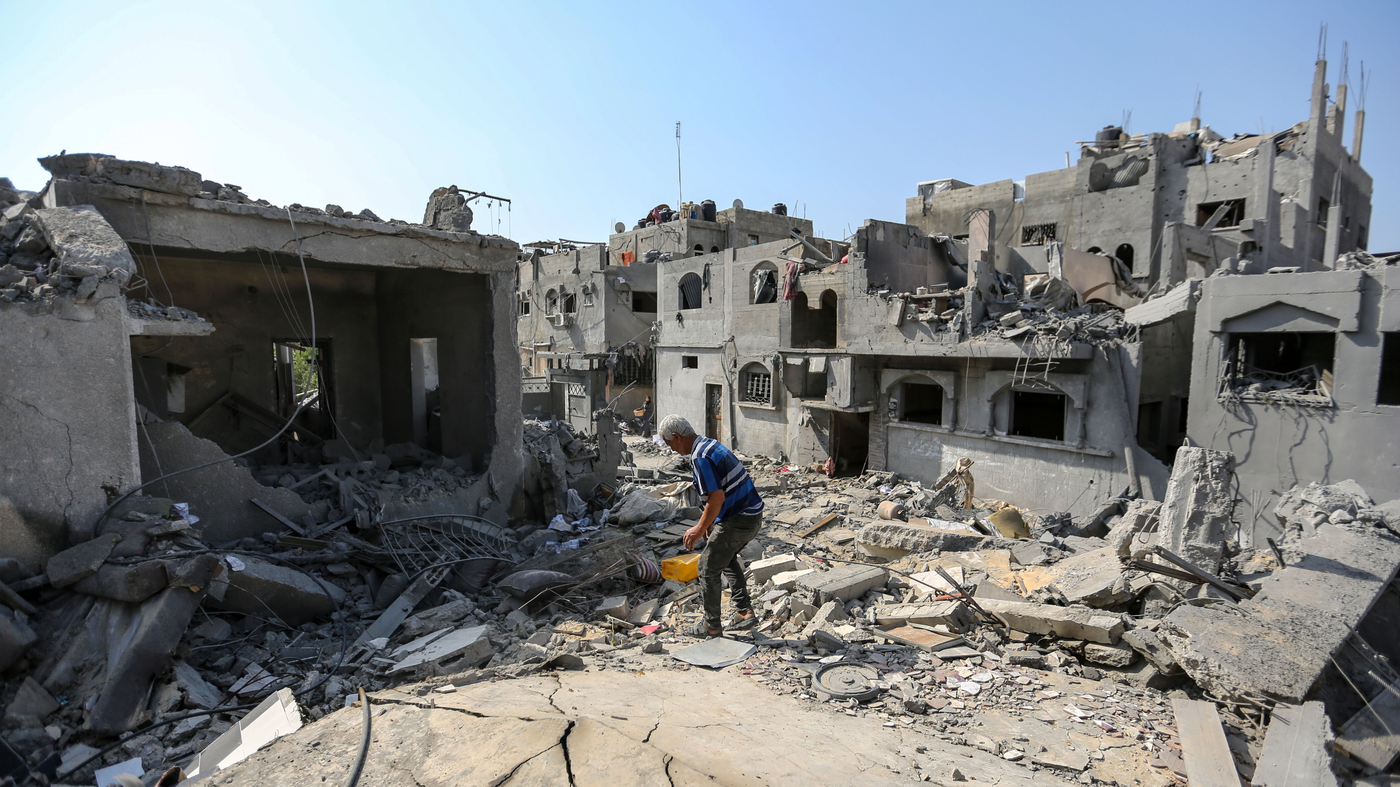 "Hamas Frees 2 Hostages, Impacting Mental Health and Posture"