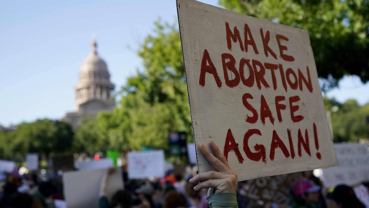 Pregnant Texas Woman Fights State Ban, Seeks Abortion in Landmark Lawsuit
