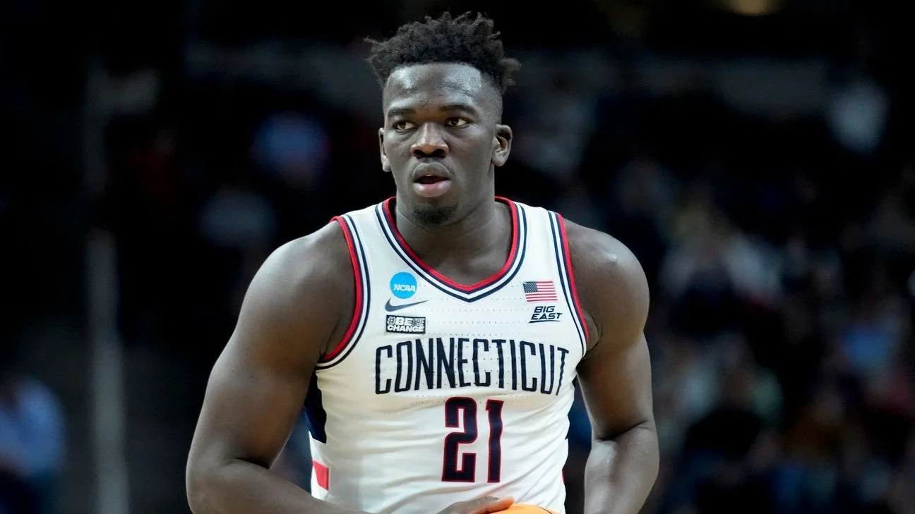 UConn's Adama Sanogo and team navigate Ramadan fast during Final Four run.