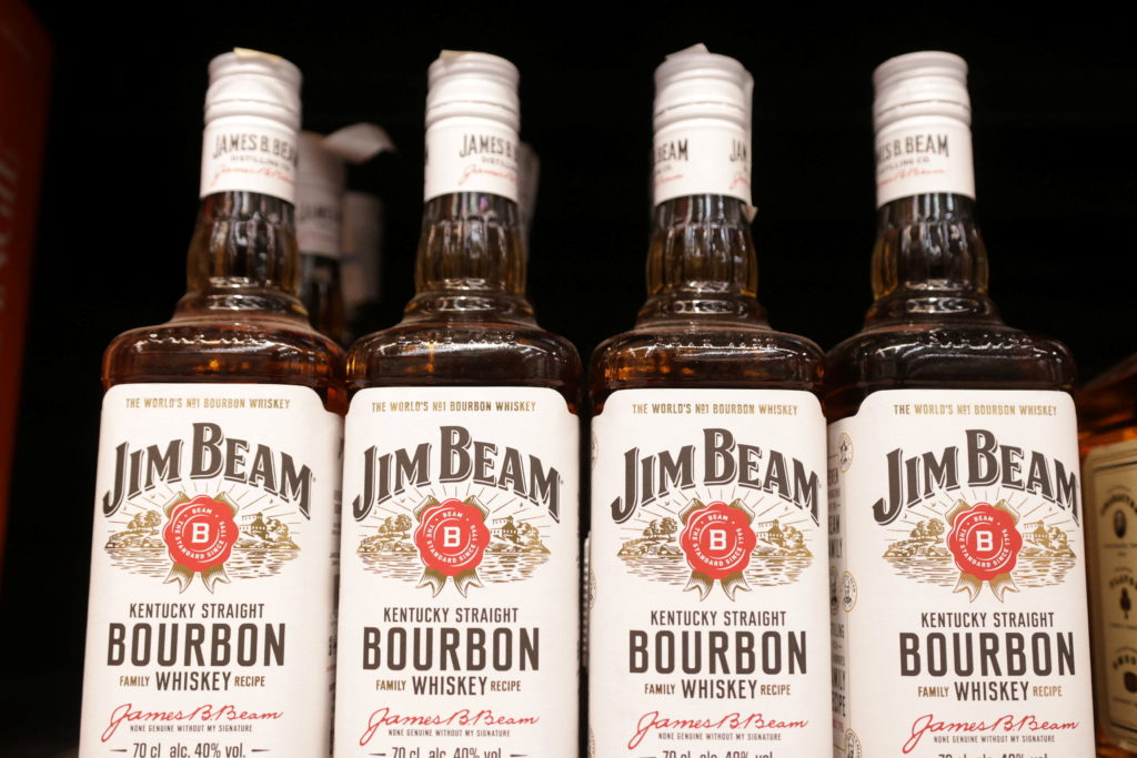 Featured image for Jim Beam to Temporarily Close Kentucky Distillery Amid Market Challenges
