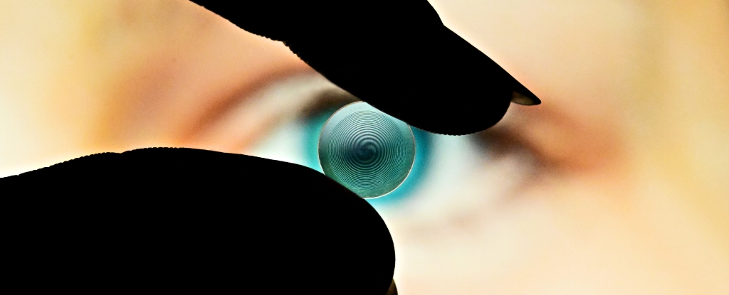 Featured image for "Spiral-Shaped Lens Revolutionizes Vision Correction Technology"