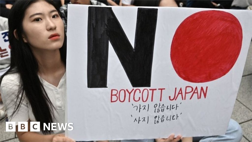 South Korean President Yoon seeks to restore ties with Japan amid North Korea threat.