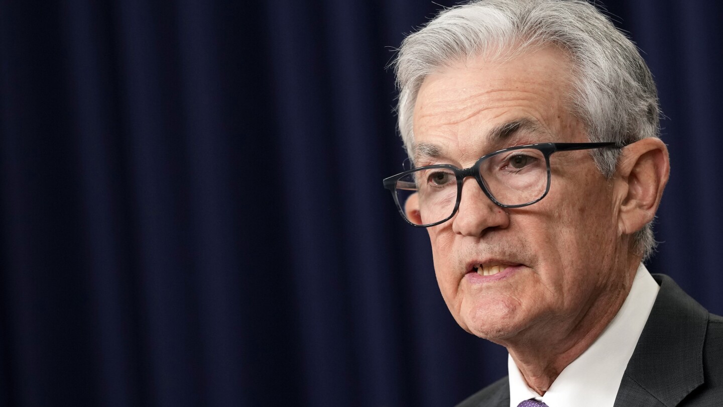 "Powell: Fed Awaits Stronger Inflation Before Considering Rate Cuts"