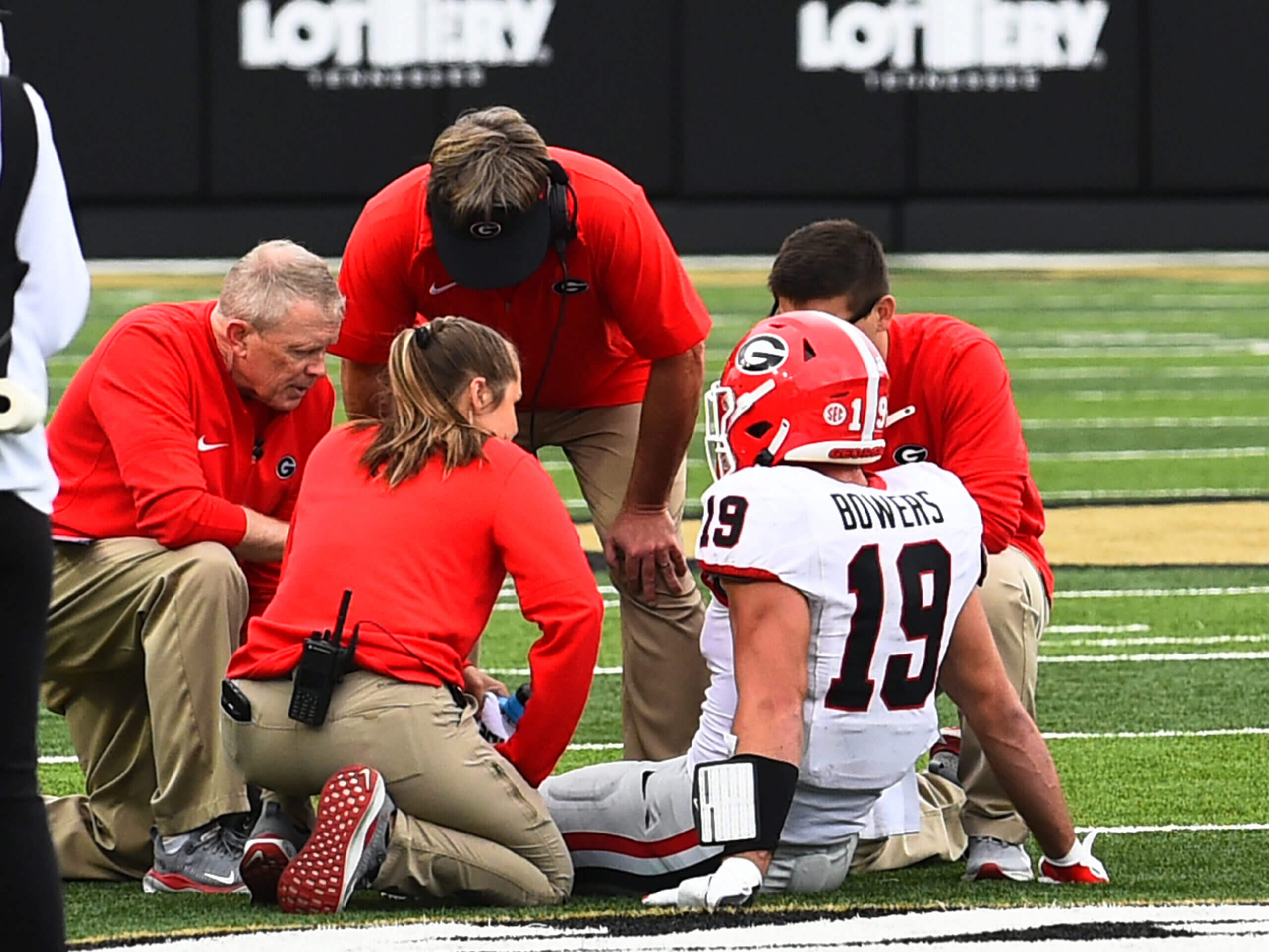 Georgia's Brock Bowers to Undergo Ankle Surgery, Impact on Bulldogs