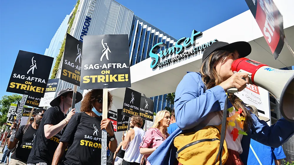 Hollywood Strike: Celebrities Demand Fair Pay and Consumers Face Movie Dilemma