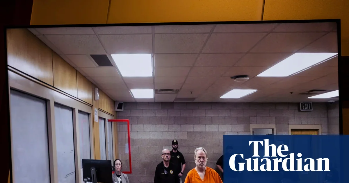 Busfield Held Without Bond in NM Abuse Case as Gilbert Supports Him