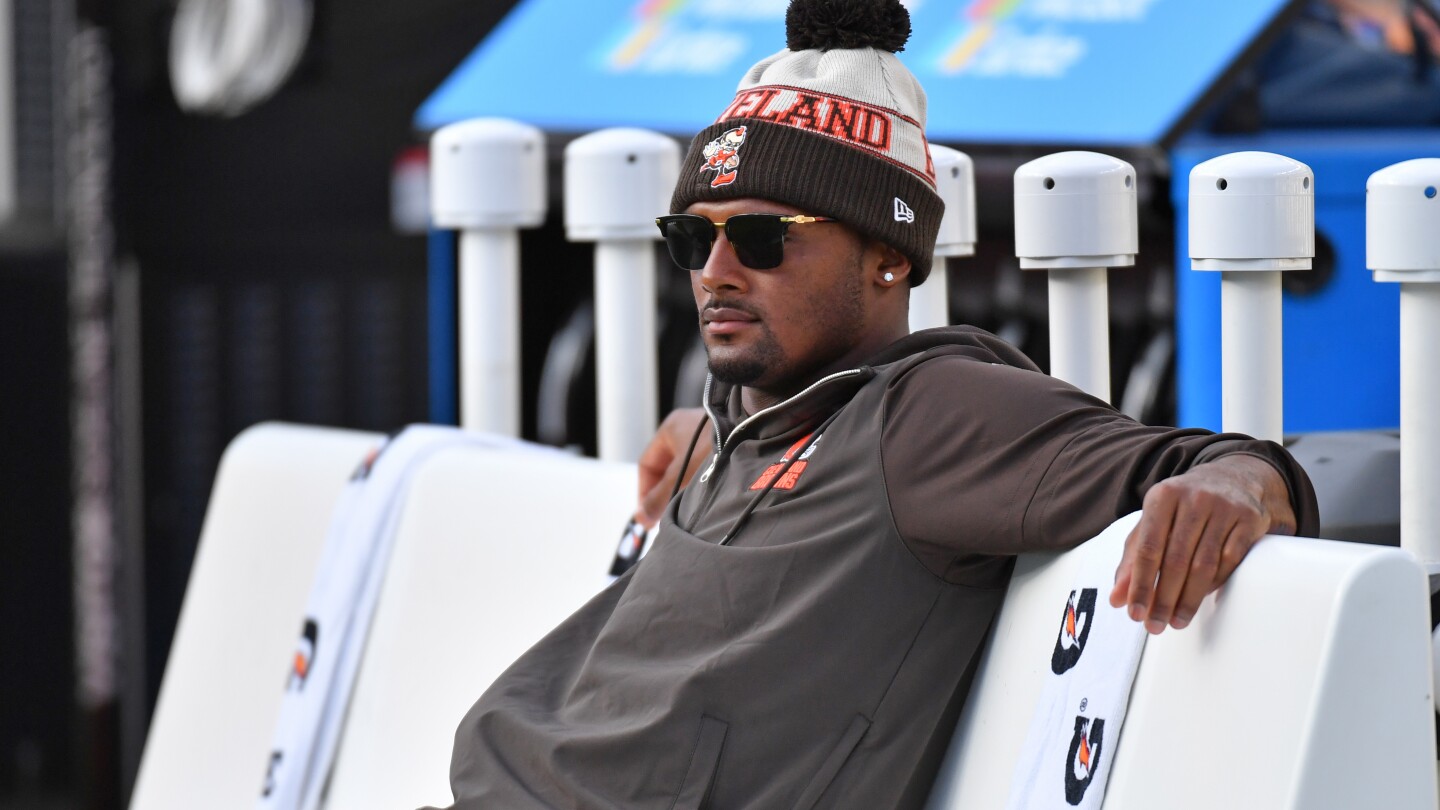 The Mystery of Deshaun Watson's Injury and Potential Game Absences