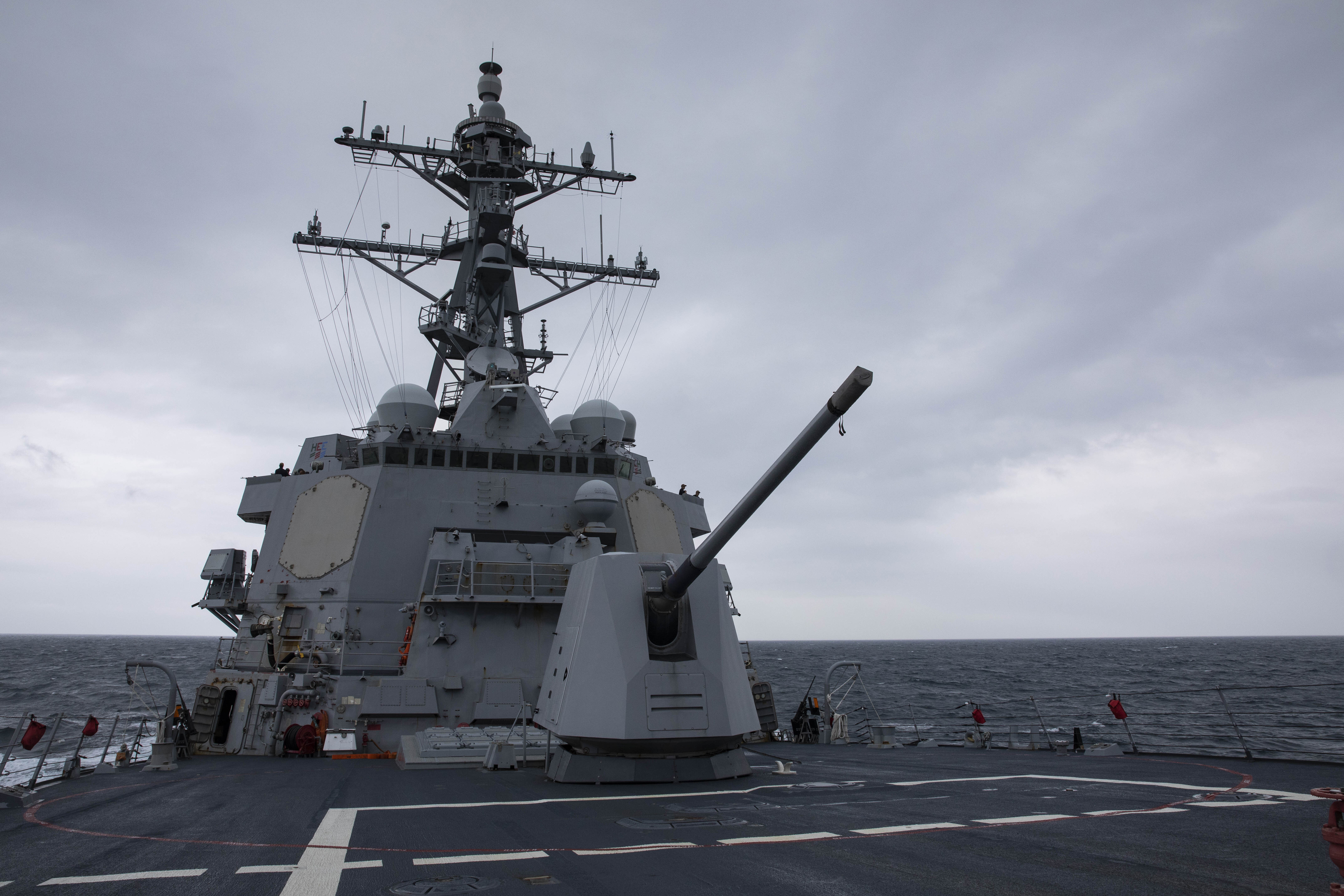 US Navy Destroyer Successfully Intercepts Missiles Targeting Israel from Yemen