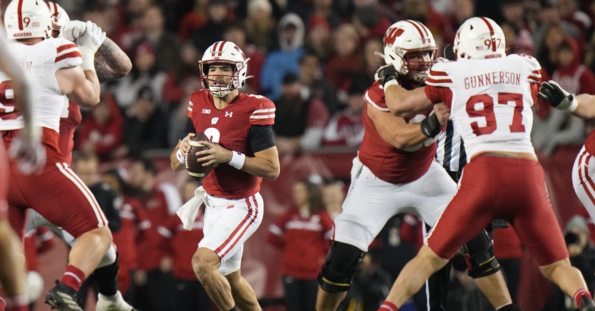 "Nebraska's Out-of-Shape Coaching Staff Hinders Victory in Backbreaking Loss"
