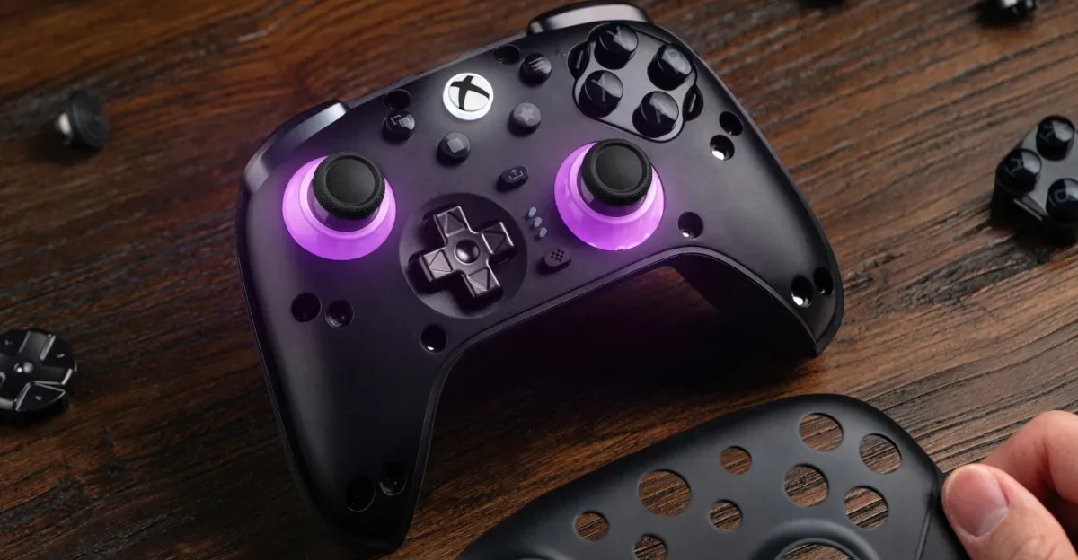 Featured image for 8BitDo Unveils Wireless Xbox Controller with Customizable Buttons
