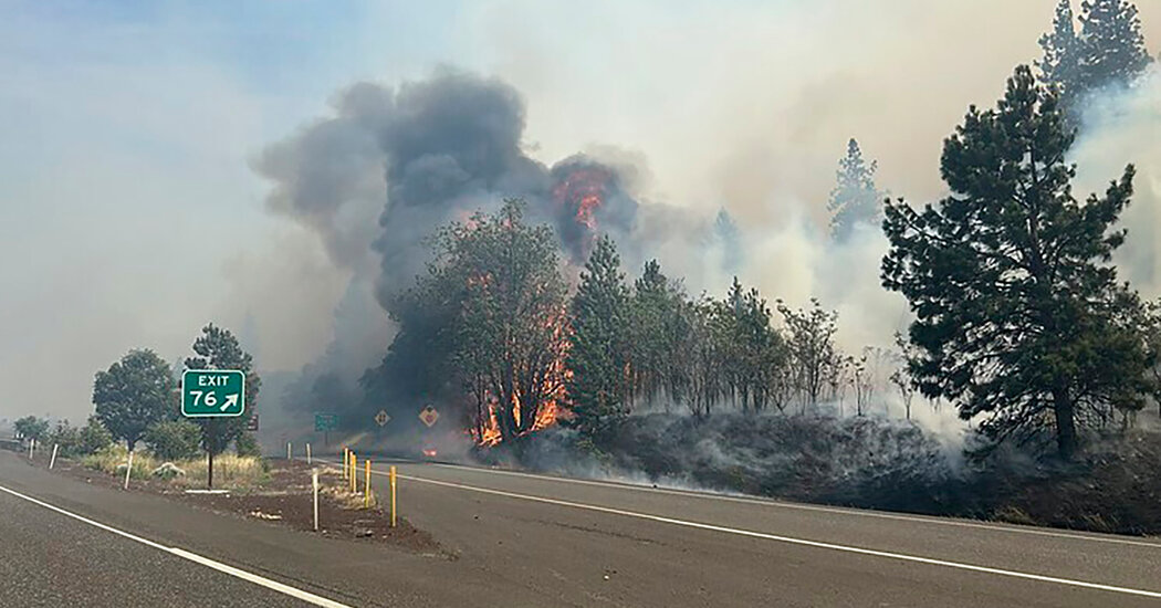 Oregon Wildfires Prompt Evacuations and Highway Closures