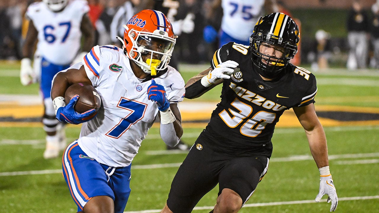 Featured image for "Georgia RB Trevor Etienne Arrested on Multiple Misdemeanor Charges, Including DUI and Reckless Driving"