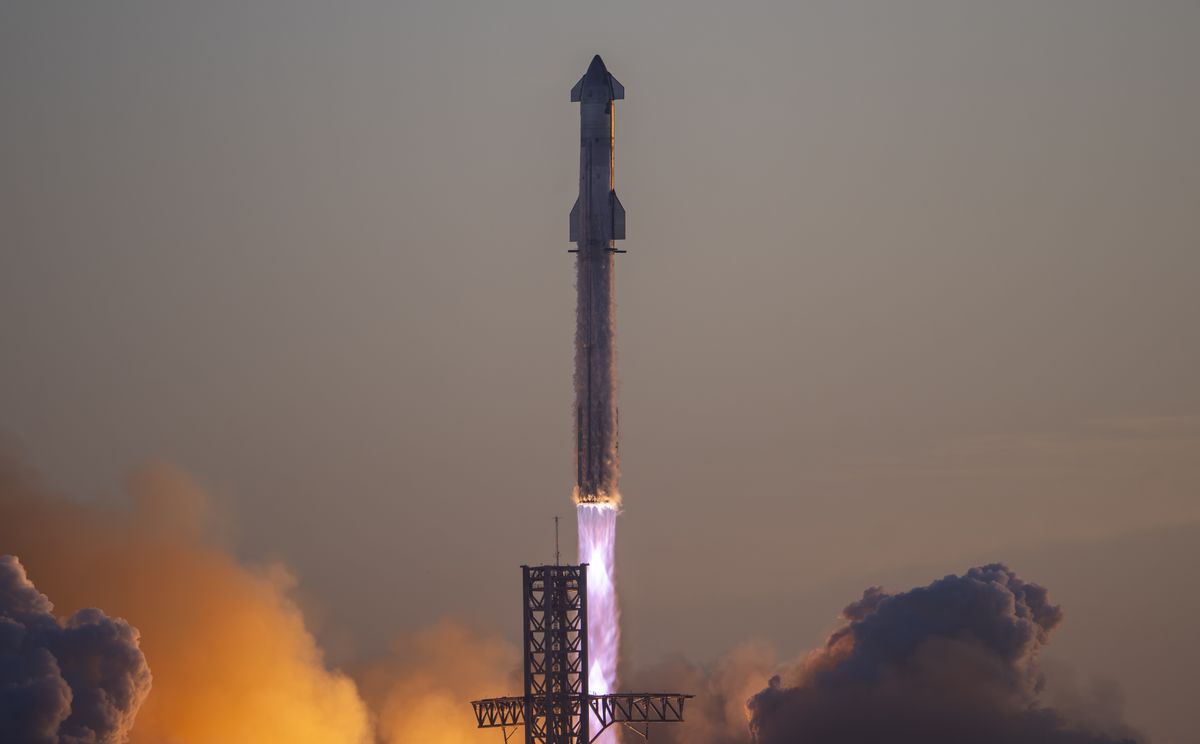 "Elon Musk Plans Starship Launch in 3 Weeks, Prepares for 3rd Test Flight"