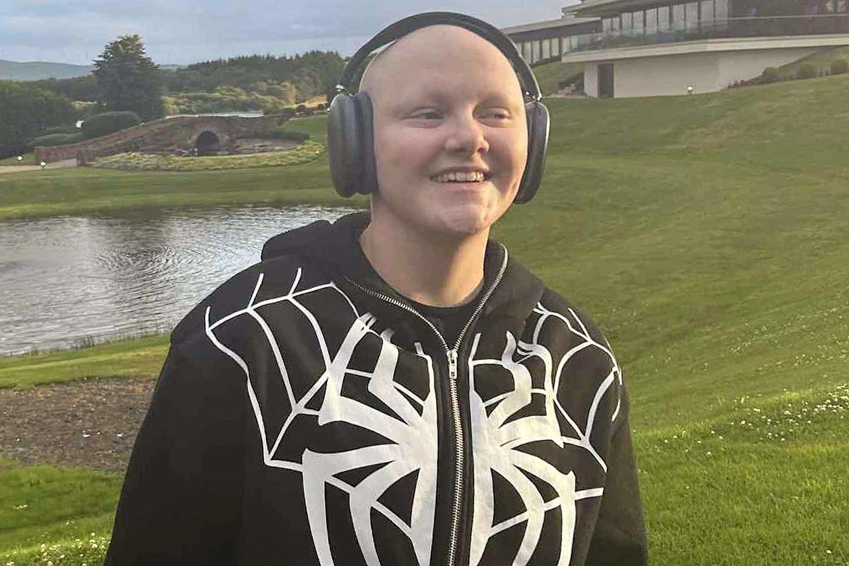 Featured image for Teen's Fight Against Bone Cancer Raises $70,000