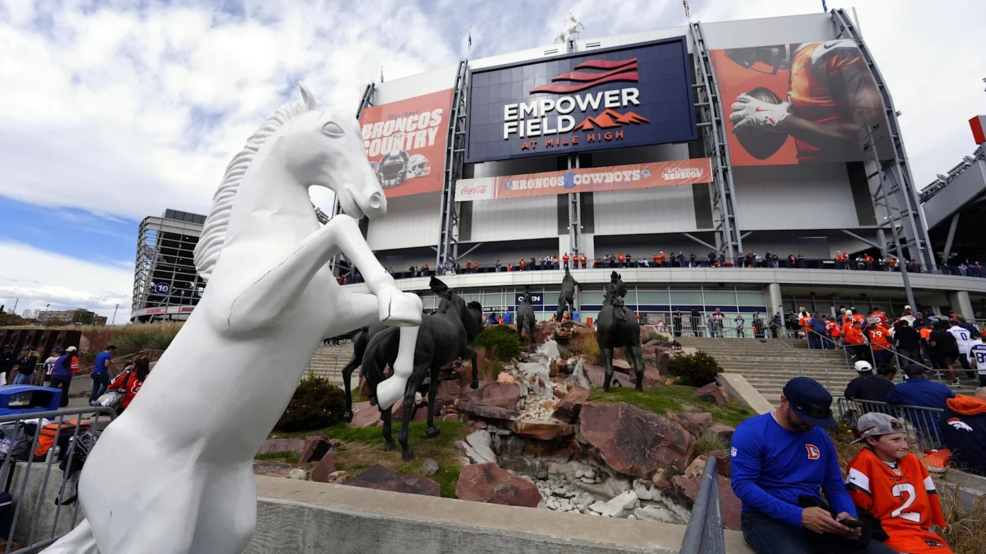 Denver Cold Snap Sets Stage for Broncos-Patriots AFC Championship Clash