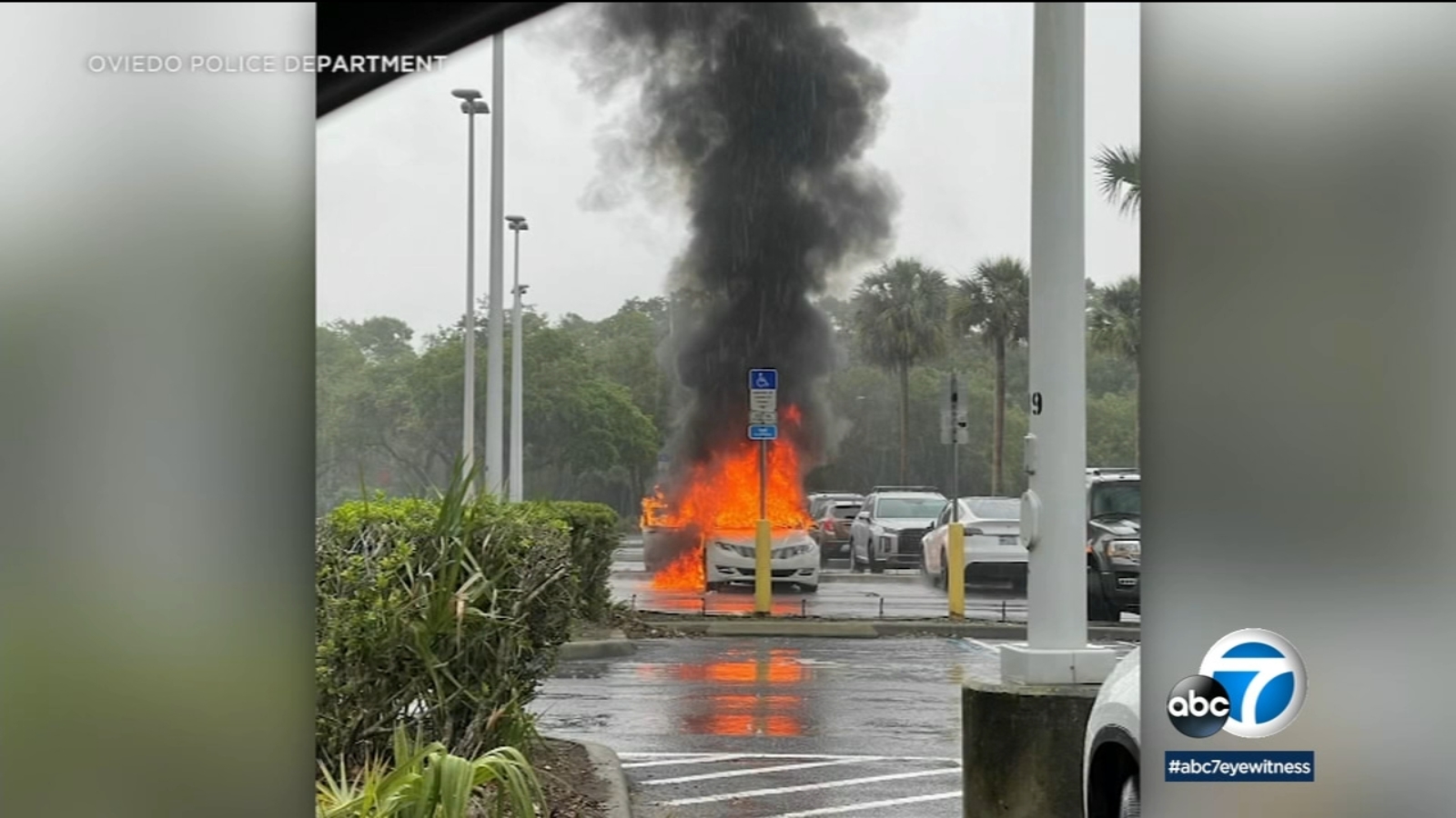 Florida Mom Charged with Child Neglect and Arson After Leaving Kids in Car to Shoplift, Vehicle Catches Fire.