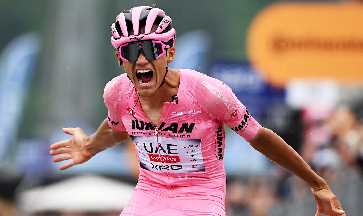Featured image for Isaac Del Toro Clinches Stage 17 Victory at Giro d'Italia 2025