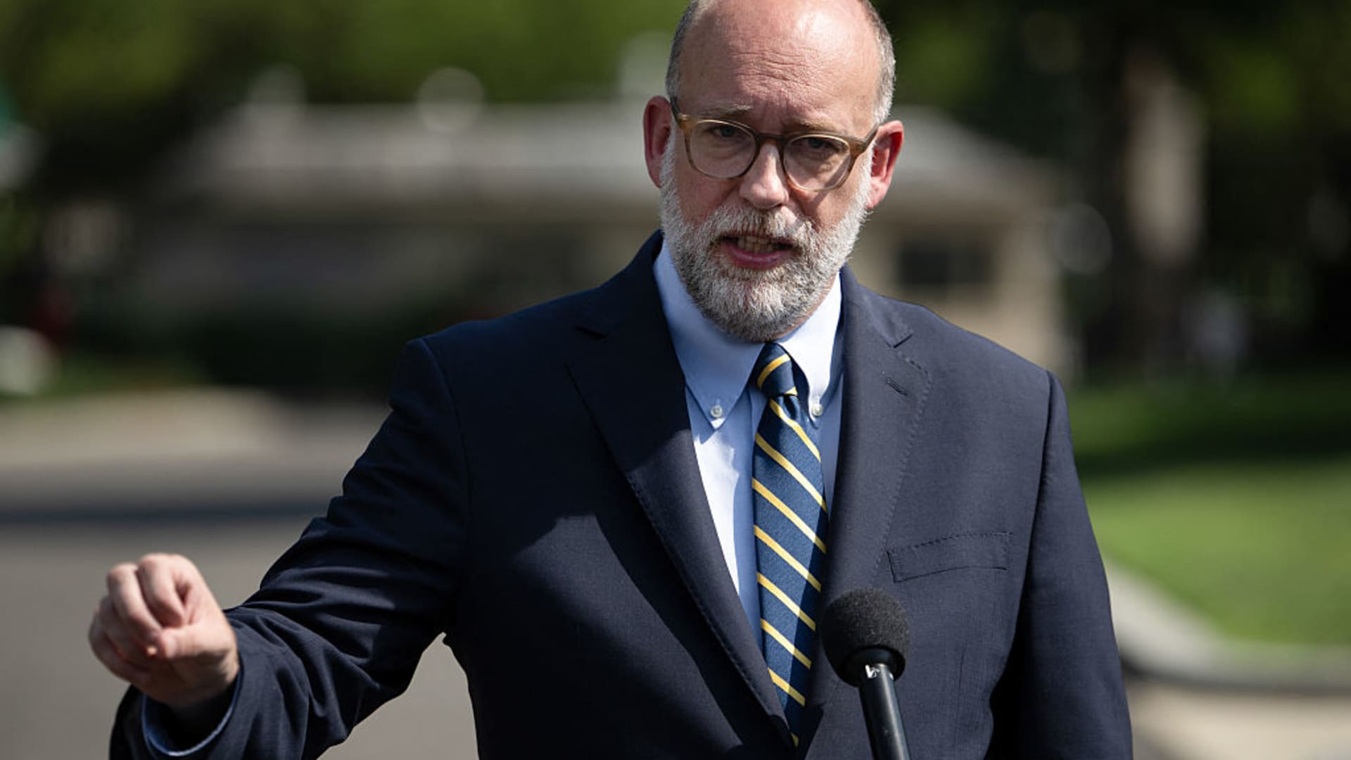 Featured image for Trump administration halts $18 billion in NYC infrastructure funding amid DEI concerns