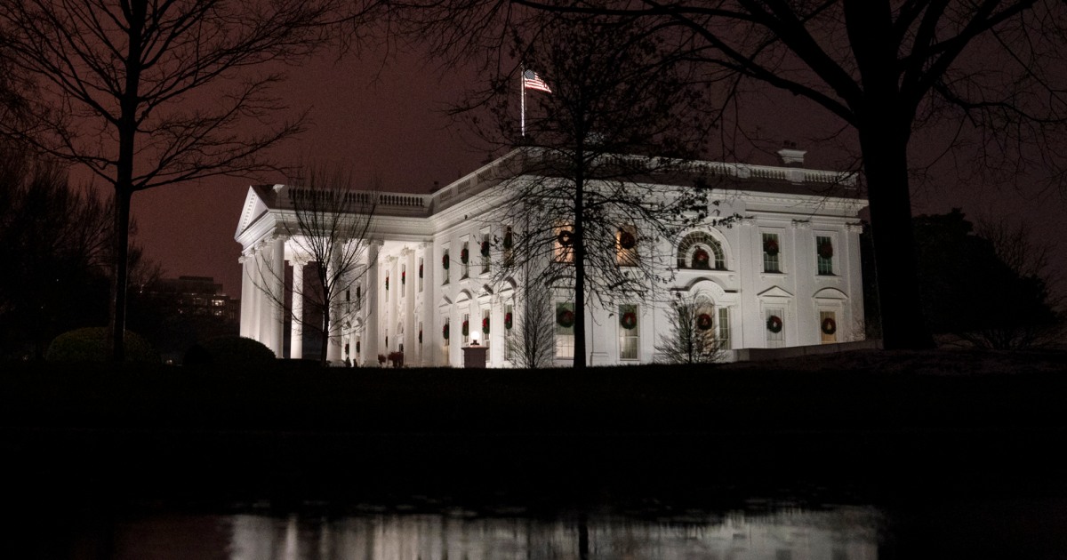 Featured image for US Intelligence Agencies Purchasing Personal Data of Americans with Little Oversight, Report Reveals