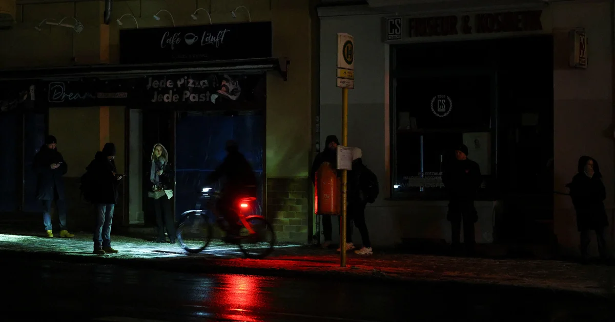 Featured image for Berlin Power Outage Caused by Arson, Sparks Terrorism Concerns