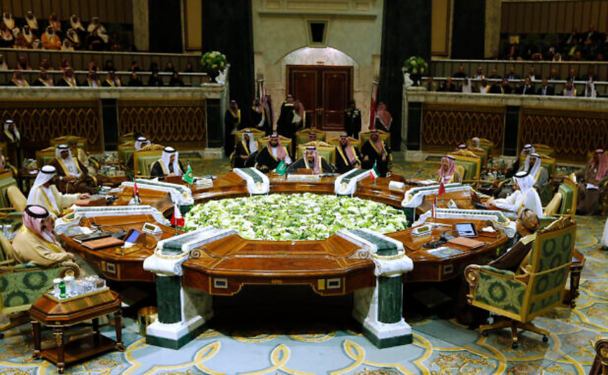 Featured image for Gulf and Middle East Tensions Rise Over Nuclear Threats and Potential Attacks