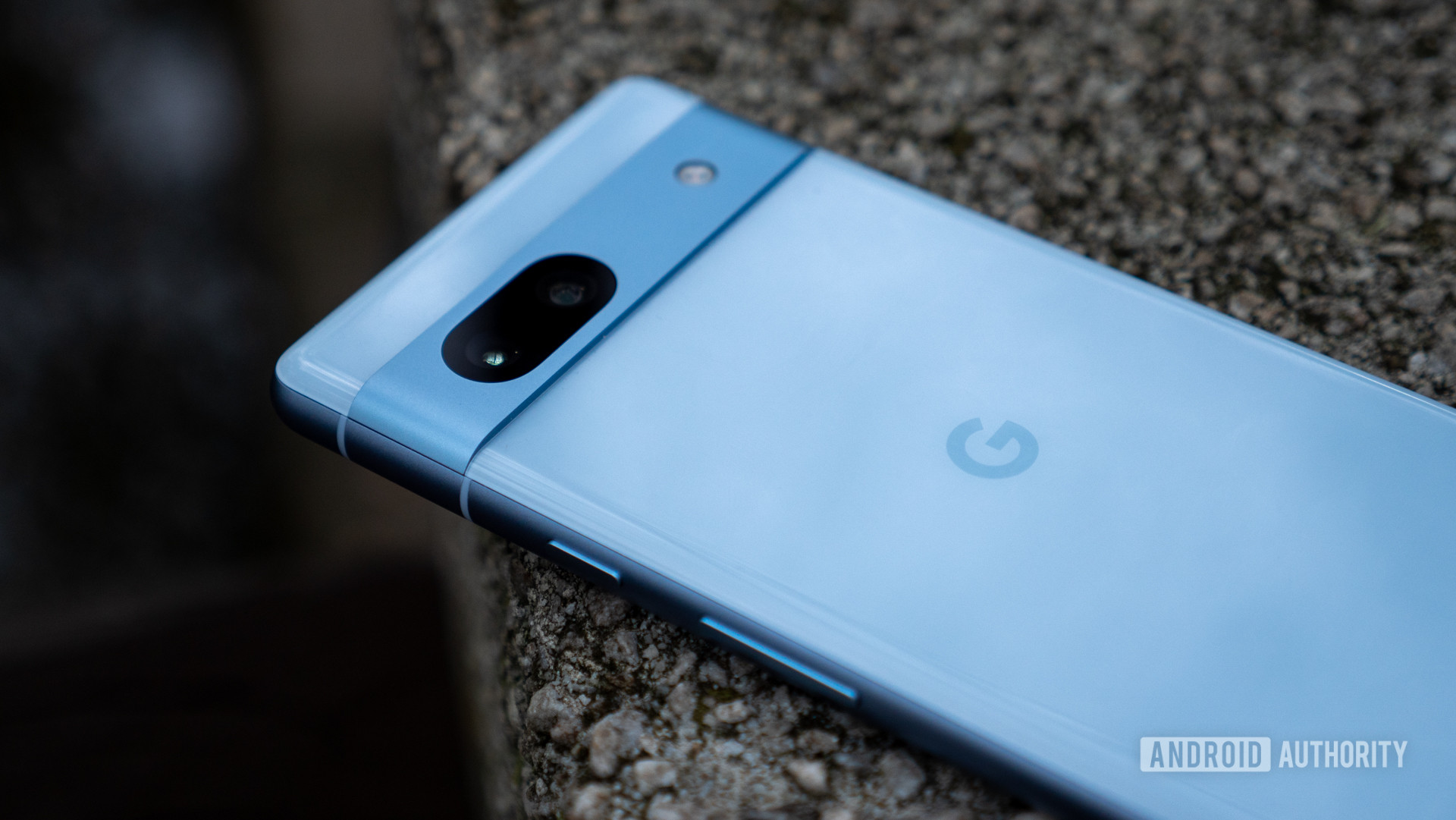Featured image for "Unbeatable Deals: Google Pixel 7a and 7 Pro at Record Low Prices"