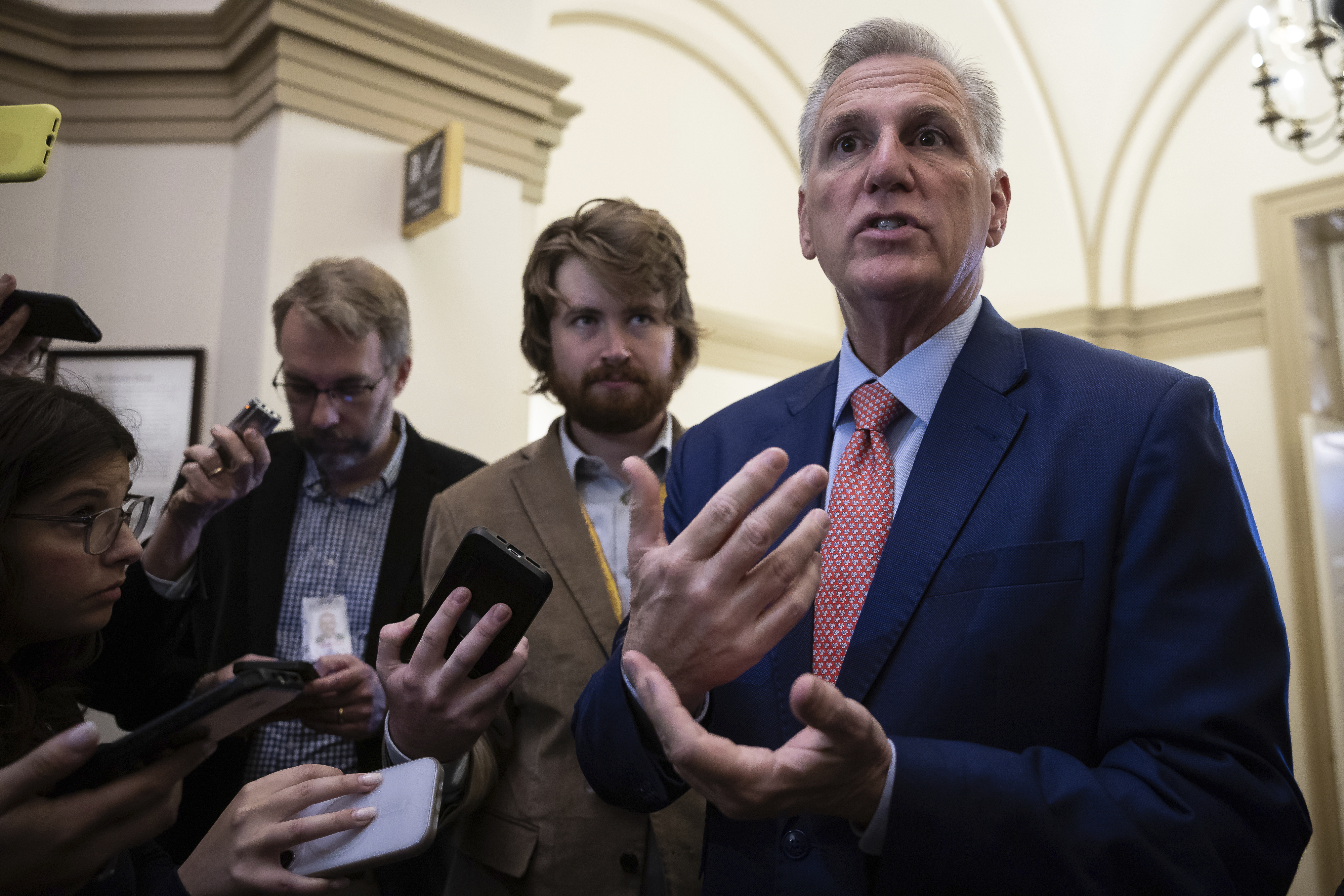 "House Republicans in Disarray: McCarthy's Nightmare as Shutdown Looms"