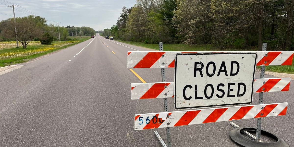 Tragic Accident: Student Fatally Struck by Truck While Boarding School Bus.