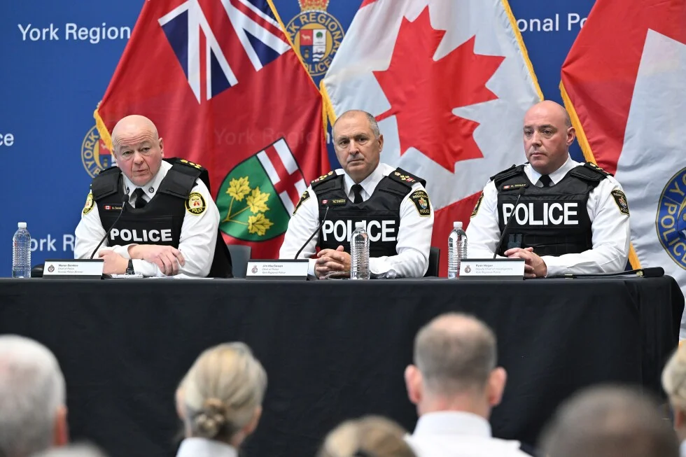 Toronto police tied to organized crime: officers accused of leaking data, taking bribes
