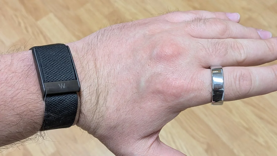 Oura Ring 4 Edges Out Whoop 5.0 in Screenless Wellness Showdown