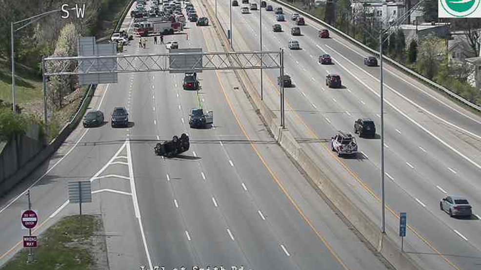 Featured image for Series of Crashes Cause Injuries and Lane Closures on I-71