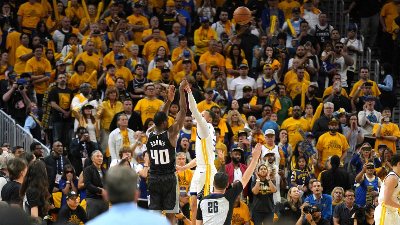 Harrison Barnes' Missed Shot Haunts Warriors in Game 4 Win.