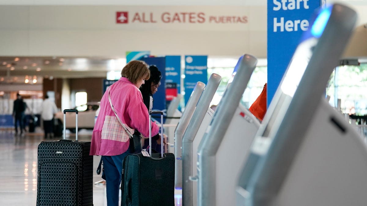 July 4th Travel: Record-breaking Predictions and Potential Delays