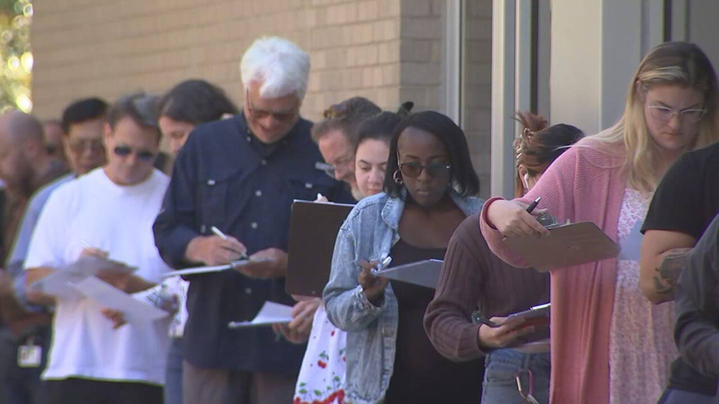 Federal Judge Allows Food and Water Distribution to Voters in Polling Lines
