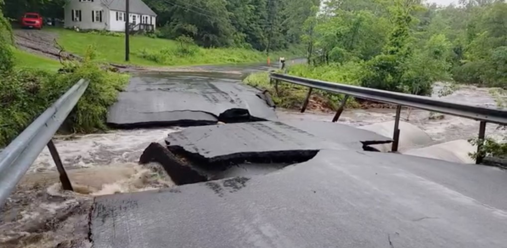Connecticut Braces for More Flooding as Towns Declare Emergencies