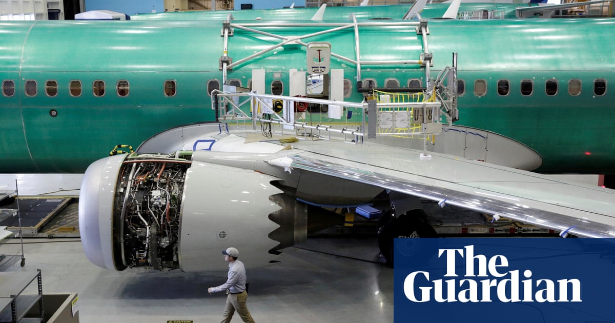 "Former Boeing Manager Urges Avoidance of 737 Max 9 Aircraft"