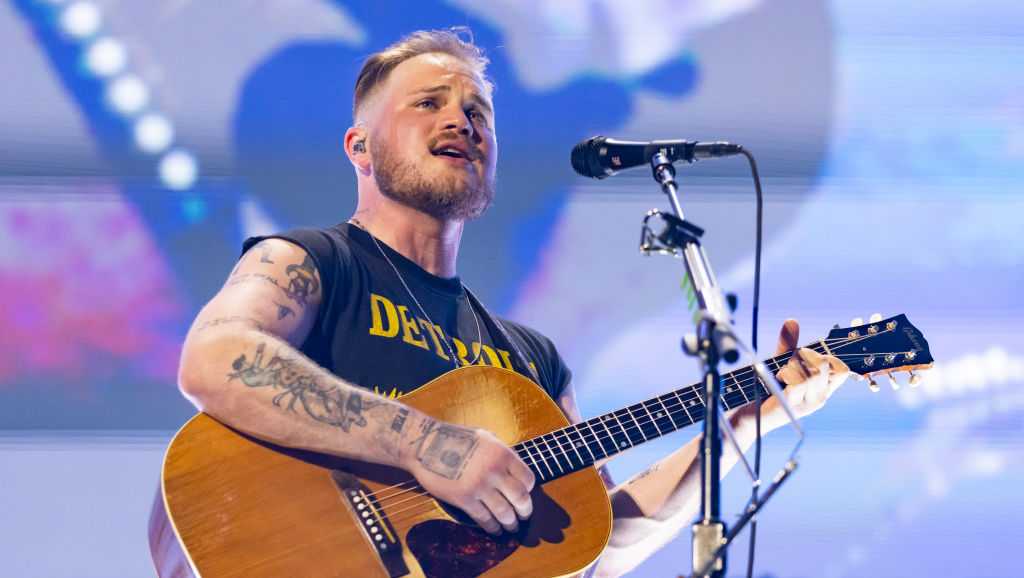 Zach Bryan Chooses 23 Bars, Including Two in PA, to Preview New Album