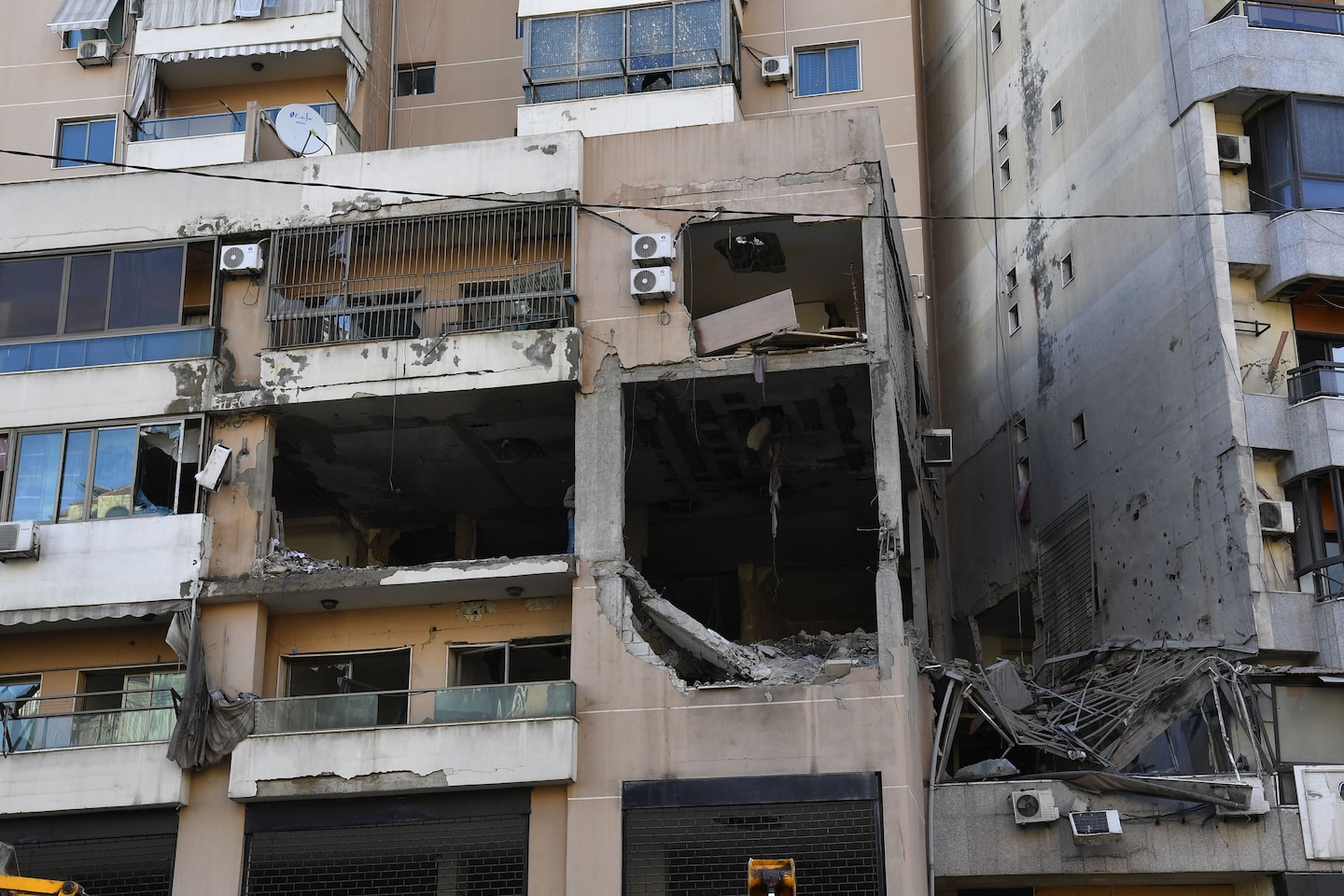 "Israeli Pursuit Intensifies After Hezbollah Comments on Hamas Official's Death"