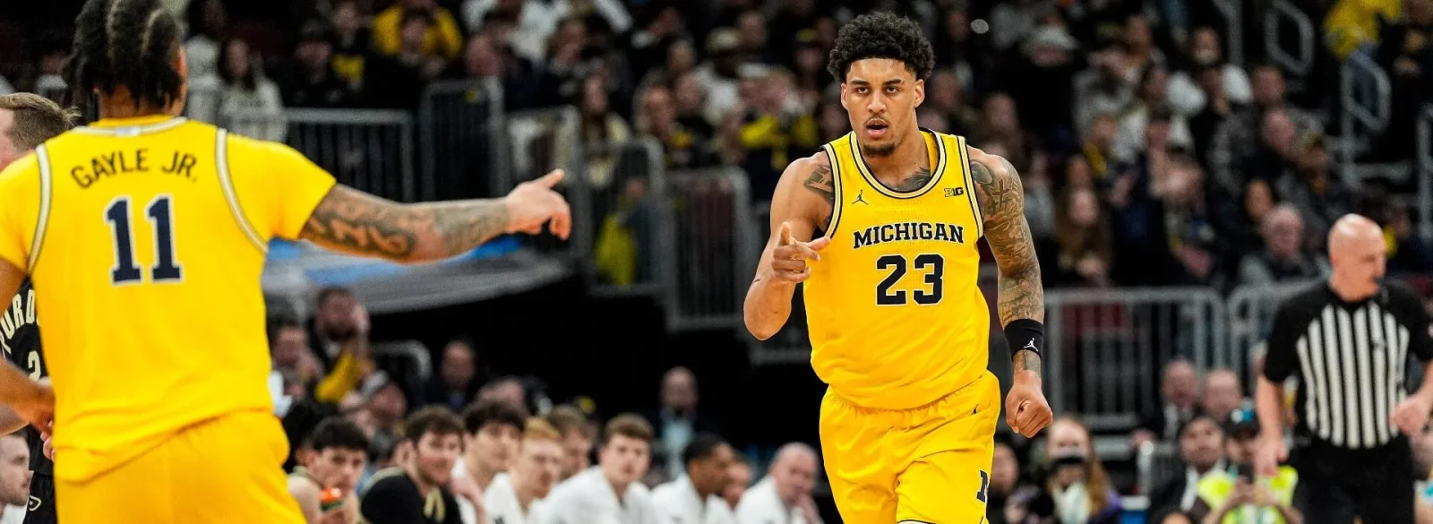 SportsLine’s Elite Eight pick: Michigan favored to outlast Tennessee, with Over on the total