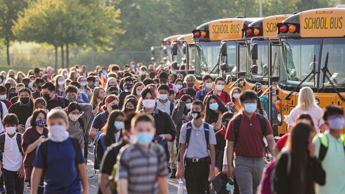 Featured image for "COVID-19 Tracker Hits Record High, Experts Remain Calm"