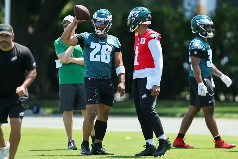Featured image for "Eagles OTAs: Key Observations and Rookie Highlights"