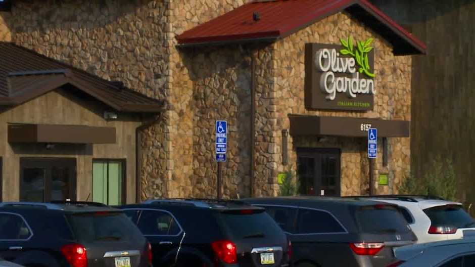New Olive Garden location now open in south Des Moines.