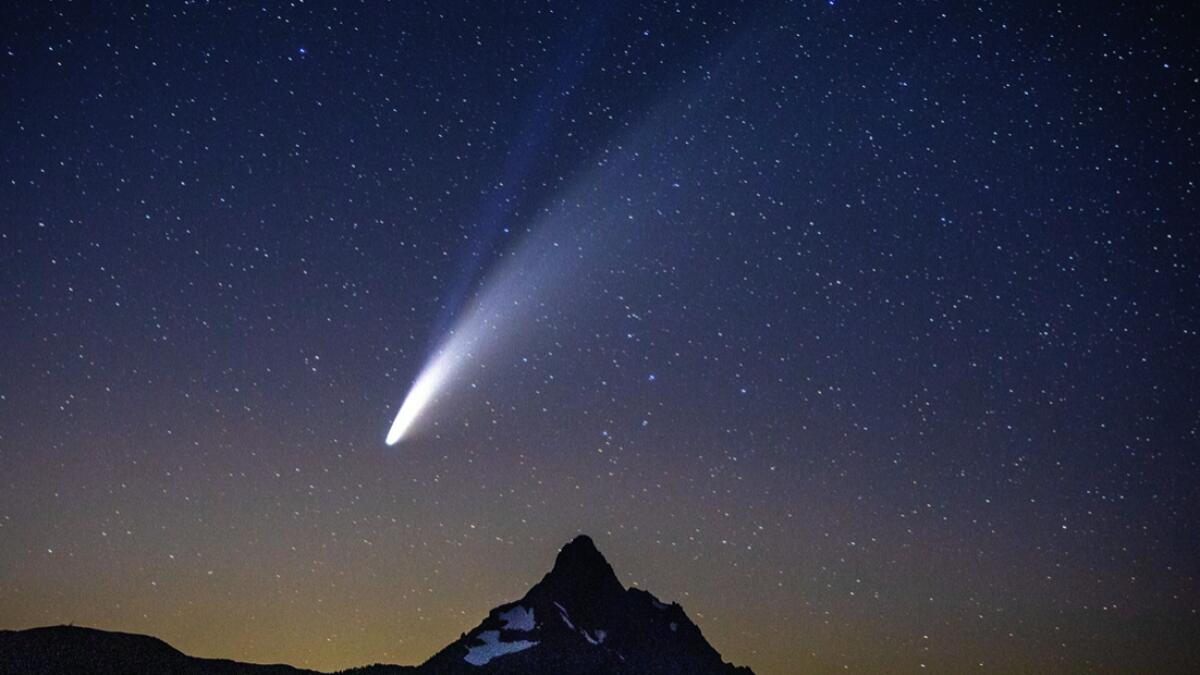 Featured image for Massive 'Devil' Comet Approaching Earth: 3 Times Bigger Than Everest
