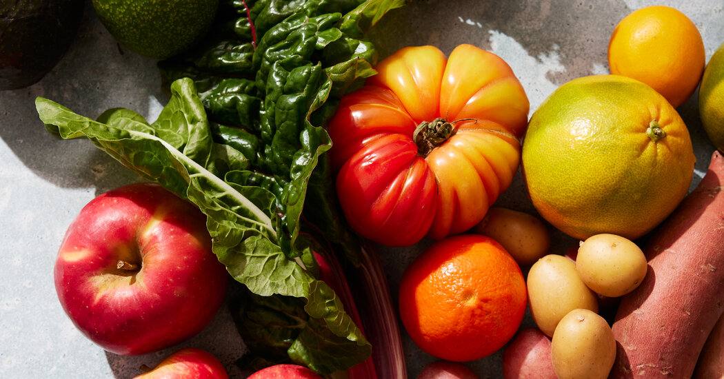 "Exploring the Mediterranean Diet's Health Benefits of Fruits and Vegetables"