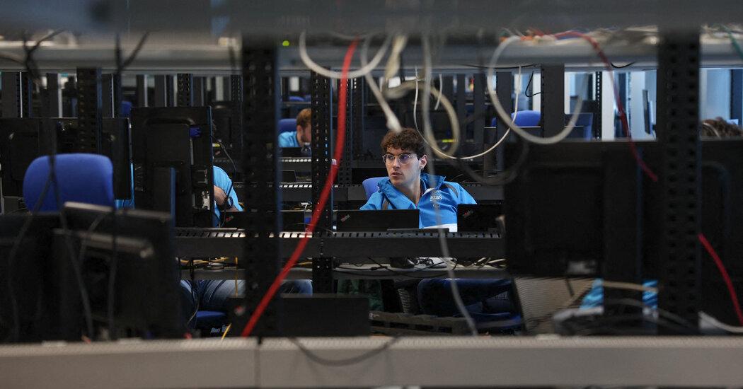 "Paris Olympics: Cybersecurity Concerns Prompt Consideration of Moving Opening Ceremony"