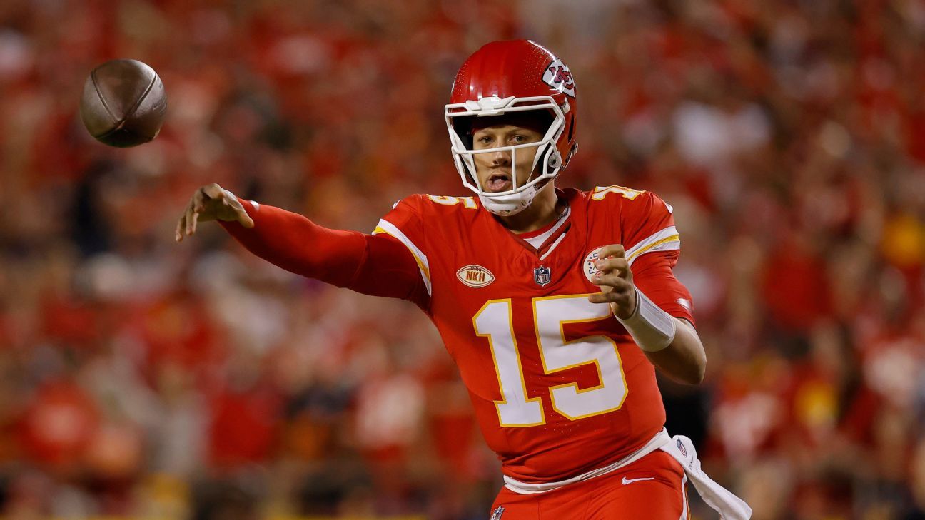 "Chiefs Bench Mahomes for Week 18 Finale, Playoff Position Secured"