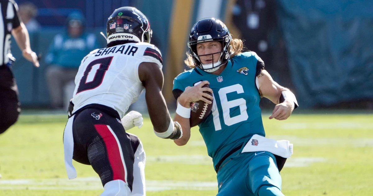 Jaguars' Trevor Lawrence Exits Game After Concussion from Illegal Hit