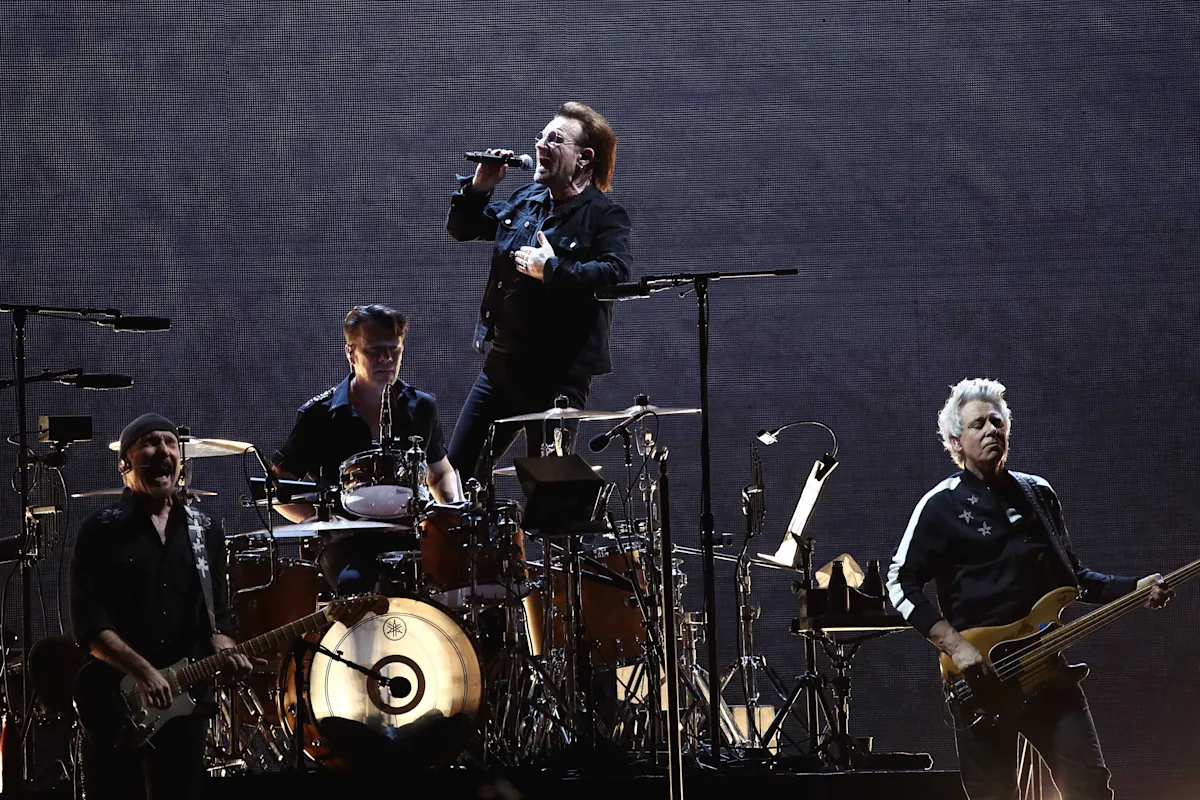 Concertgoers Disappointed by Obstructed Views at Las Vegas Residencies.