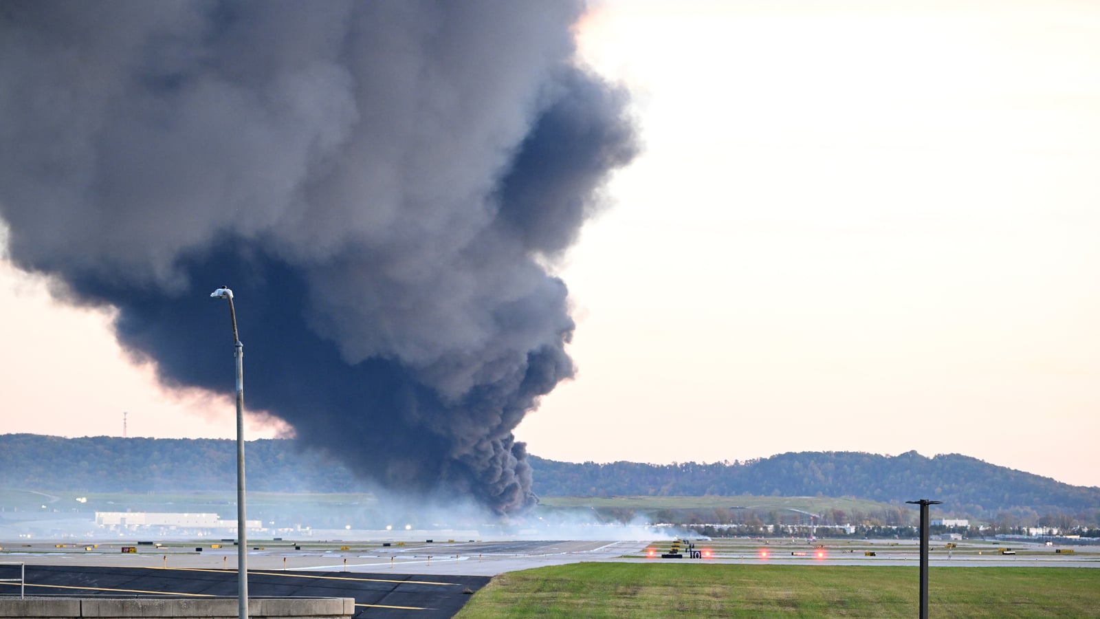 Featured image for UPS Plane Crash in Kentucky Kills 12, NTSB Reports Engine Detachment